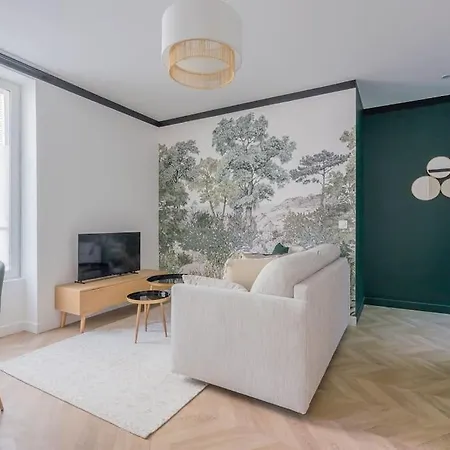 Maison Proche Atelier Des Lumieres Rue Oberkampf Villa *